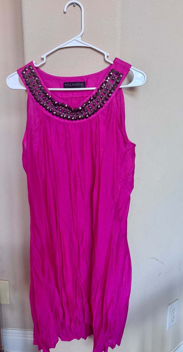 Full Fashion Fuchsia Beaded Sleeveless Top